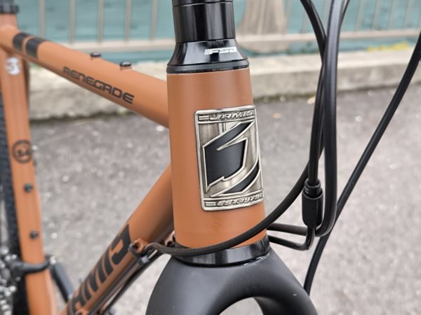 JAMIS RENEGADE S4 51サイズ | ストラーダバイシクルズ | STRADA WEB STORE