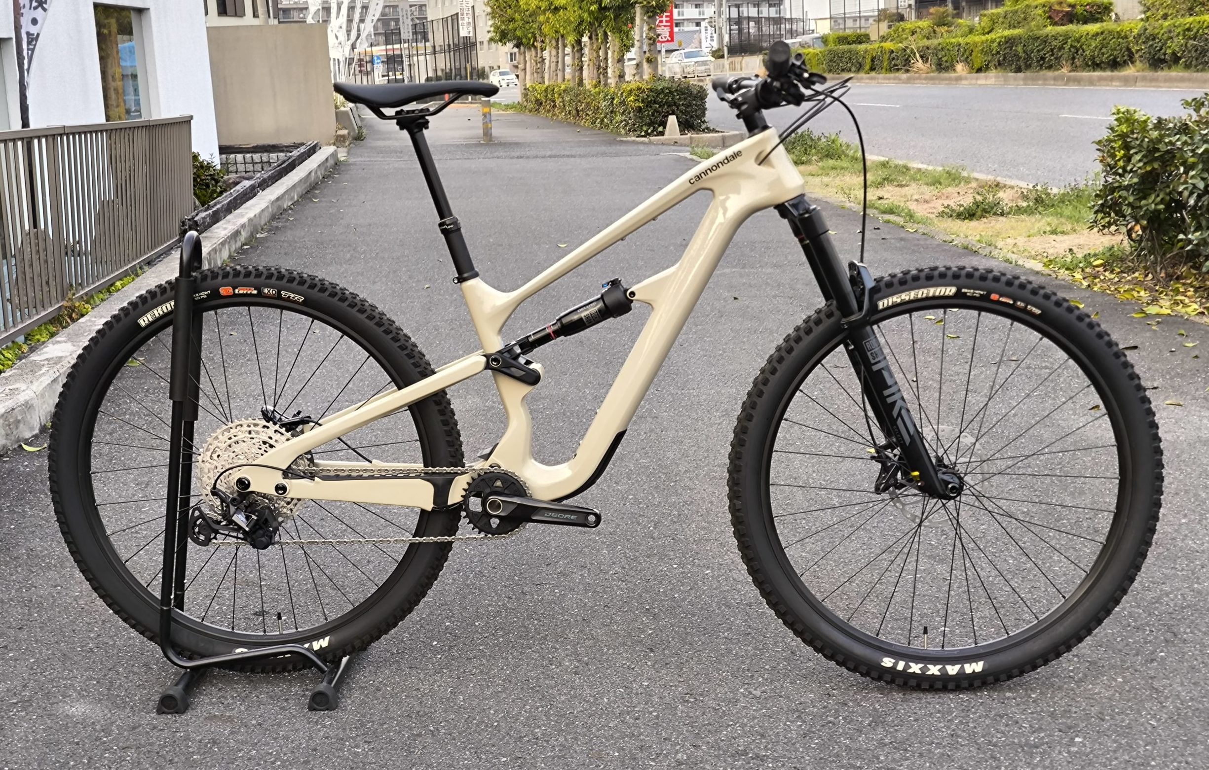 【店頭納車限定 半額特価】Cannondale Habit Carbon 2 Mサイズ - 画像 (2)