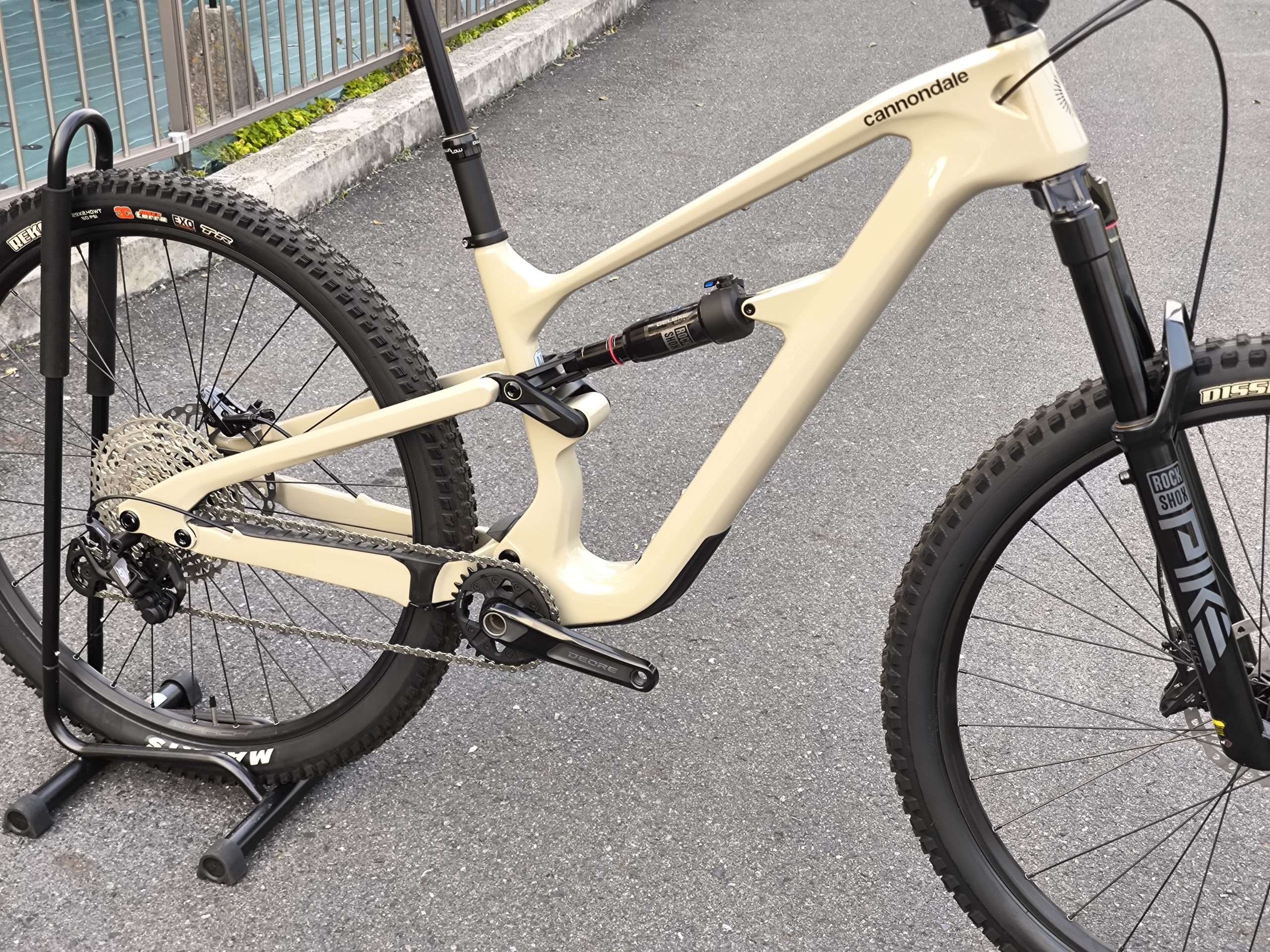 【店頭納車限定 半額特価】Cannondale Habit Carbon 2 Mサイズ - 画像 (5)