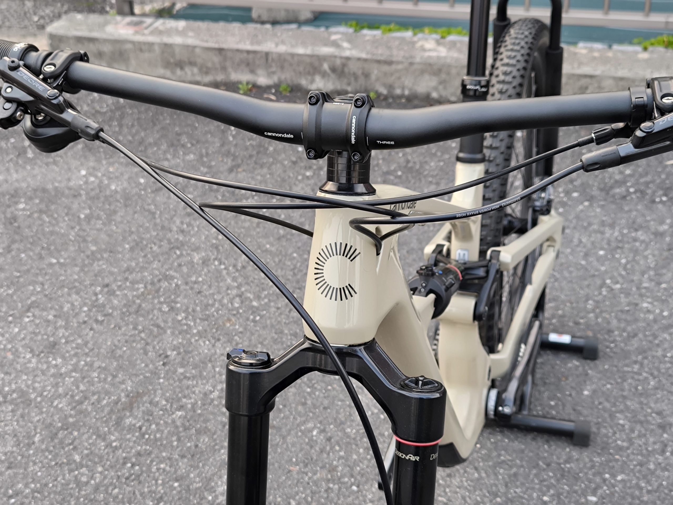 【店頭納車限定 半額特価】Cannondale Habit Carbon 2 Mサイズ - 画像 (7)